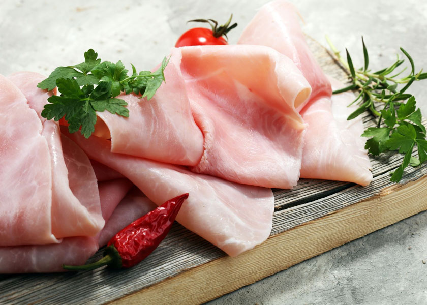 In cucina col Vitello Le differenze tra prosciutto di vitello e prosciutto cotto